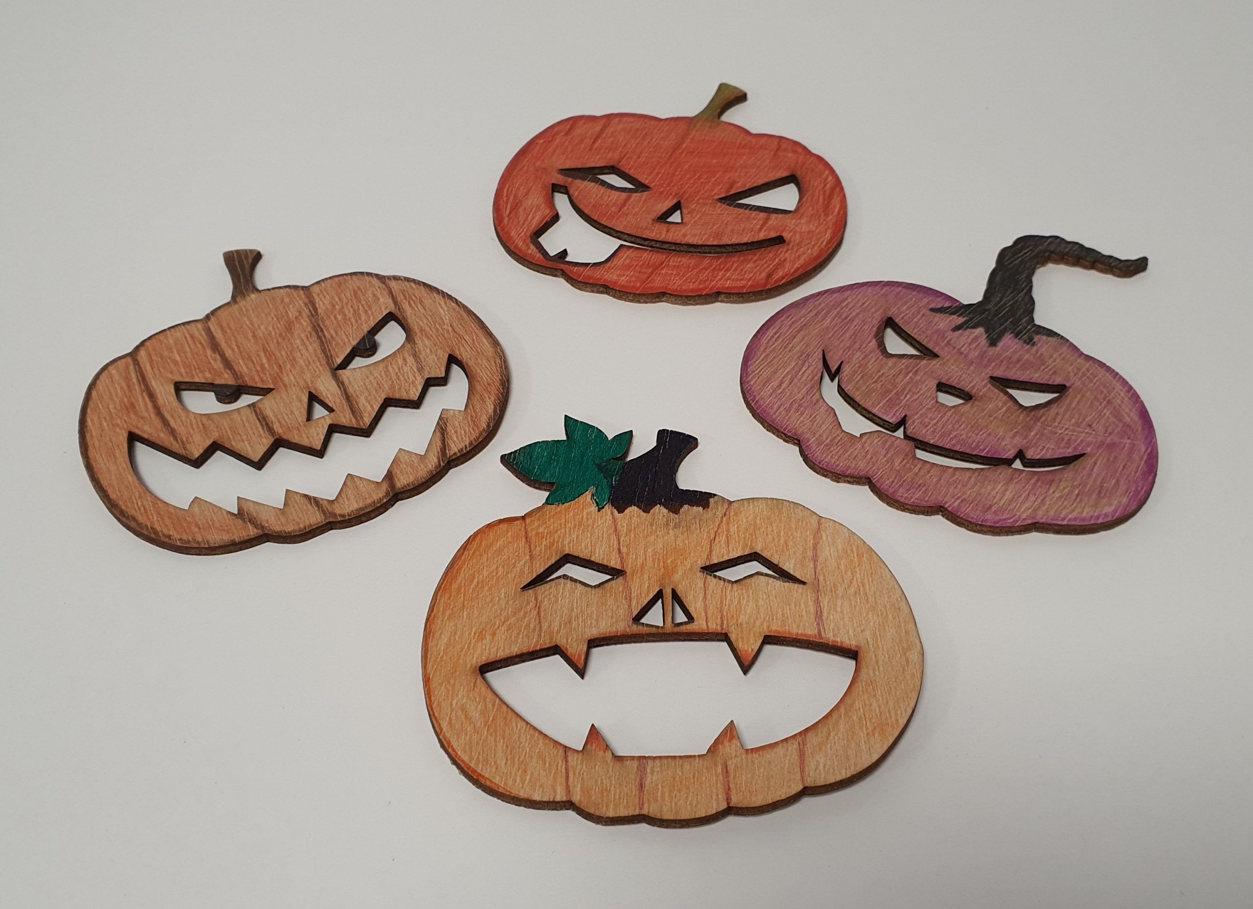 Calabazas de Halloween para colorear - Decocartón